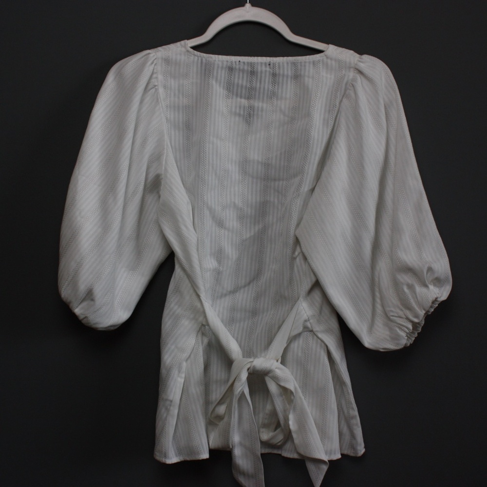Balloon sleeve blouse - Picture 2 of 2